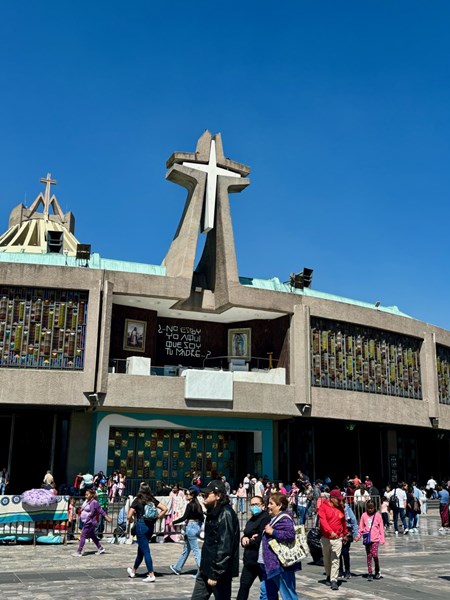 BASILICA_DE_GUADALUPE